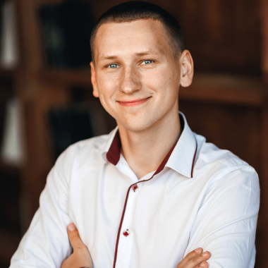 Артем Сущик